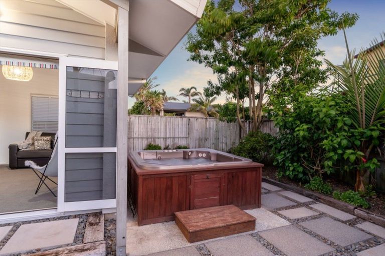 Photo of property in 960a Papamoa Beach Road, Papamoa Beach, Papamoa, 3118