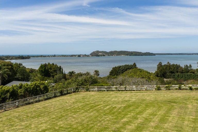 Photo of property in 133a Athenree Road, Athenree, Katikati, 3177