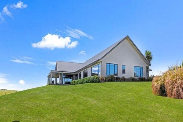 Photo of property in 1521 Dipton Winton Highway, Centre Bush, Winton, 9782