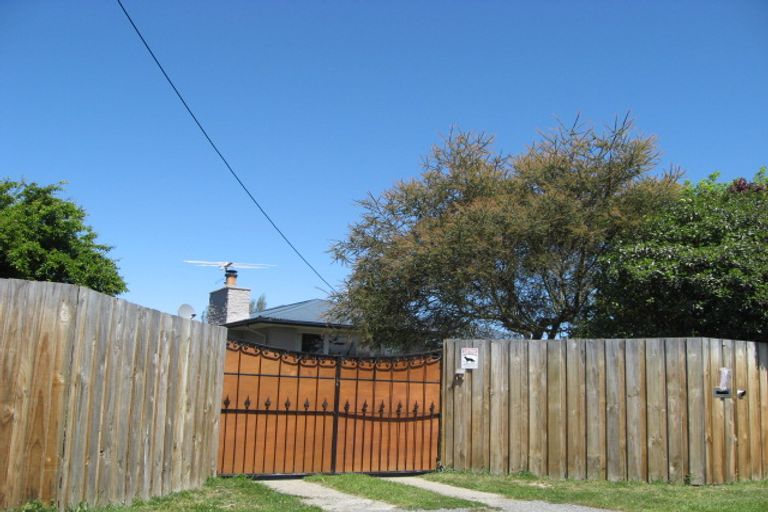 Photo of property in 31 Woodend Road, Woodend, 7610