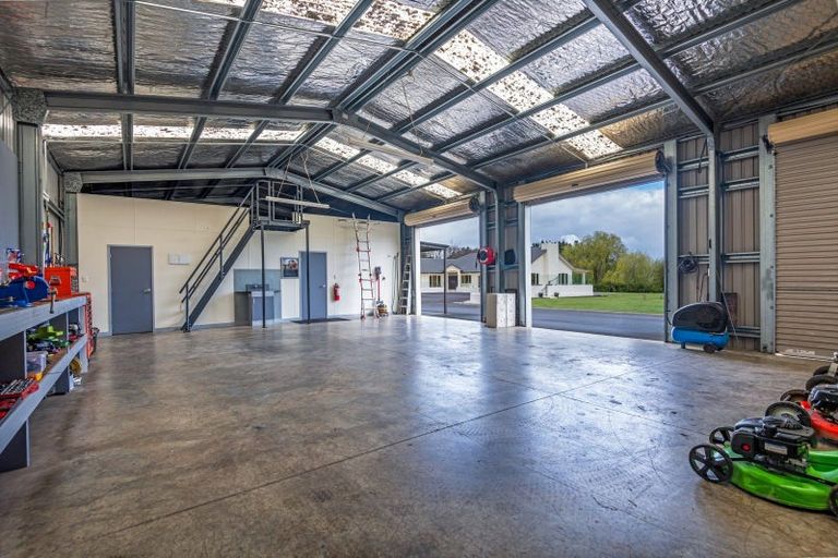 Photo of property in 475 Stoney Creek Road, Kelvin Grove, Palmerston North, 4470