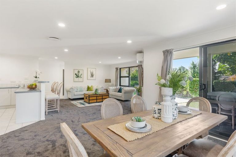 Photo of property in 2/44 Claude Road, Manurewa, Auckland, 2102