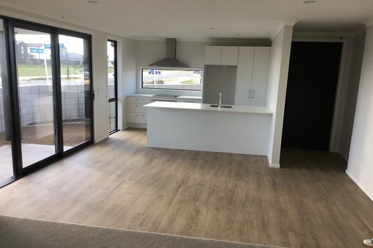 Photo of property in 54 Empire Crescent, Papamoa, 3118