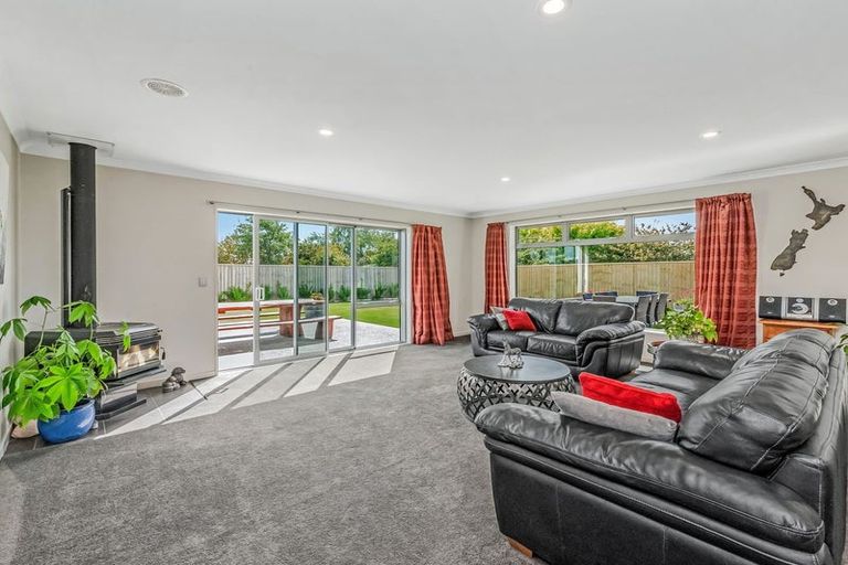 Photo of property in 30 Sunnyside Road, Coatesville, 0793