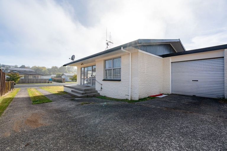 Photo of property in 73 Bremworth Avenue, Dinsdale, Hamilton, 3204
