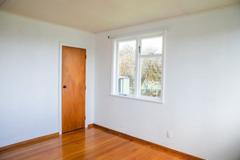 Photo of property in 49 Hillary Crescent, Belmont, Auckland, 0622