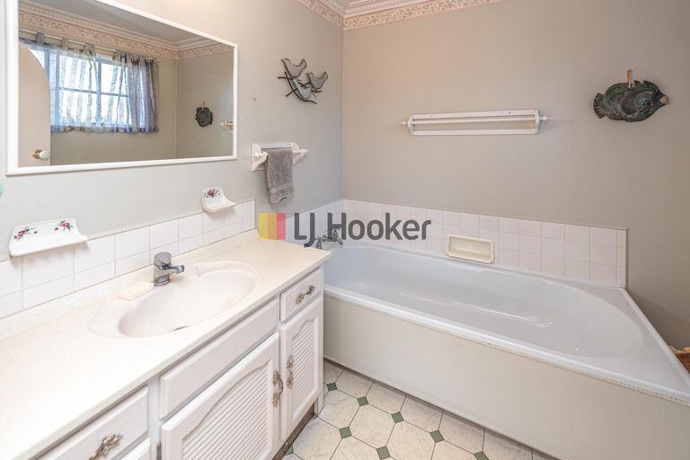 Photo of property in 1a Peakes Road, Saint Johns Hill, Whanganui, 4501