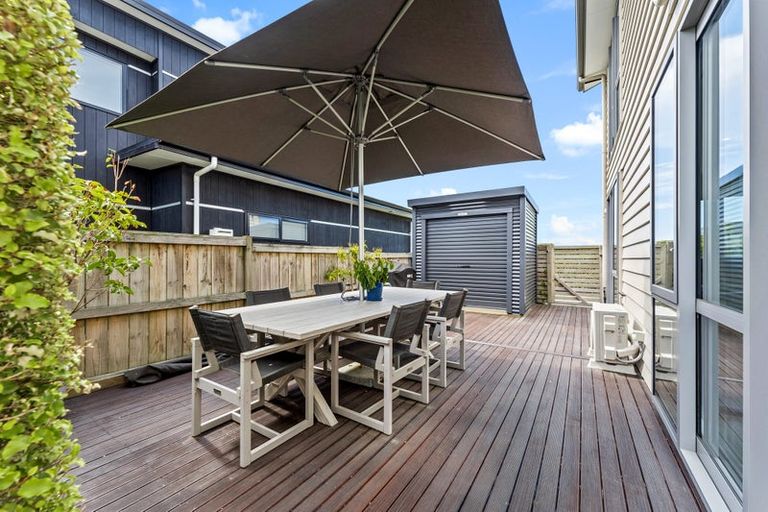 Photo of property in 36 Resolution Drive, Gulf Harbour, Whangaparaoa, 0930