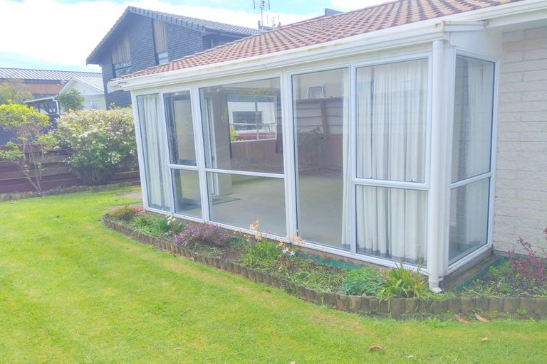 Photo of property in 2/12 Newton Street, Fitzroy, New Plymouth, 4312