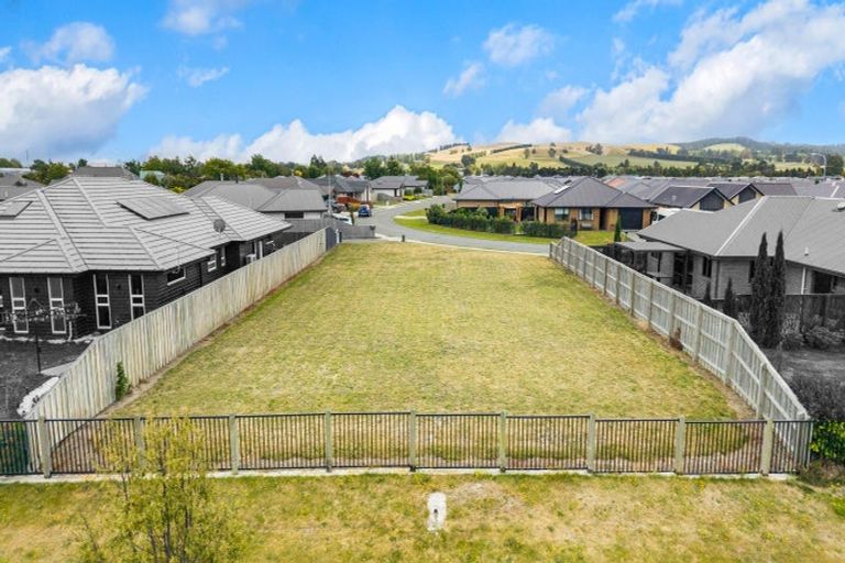 Photo of property in 16 Deans Place, Amberley, 7410