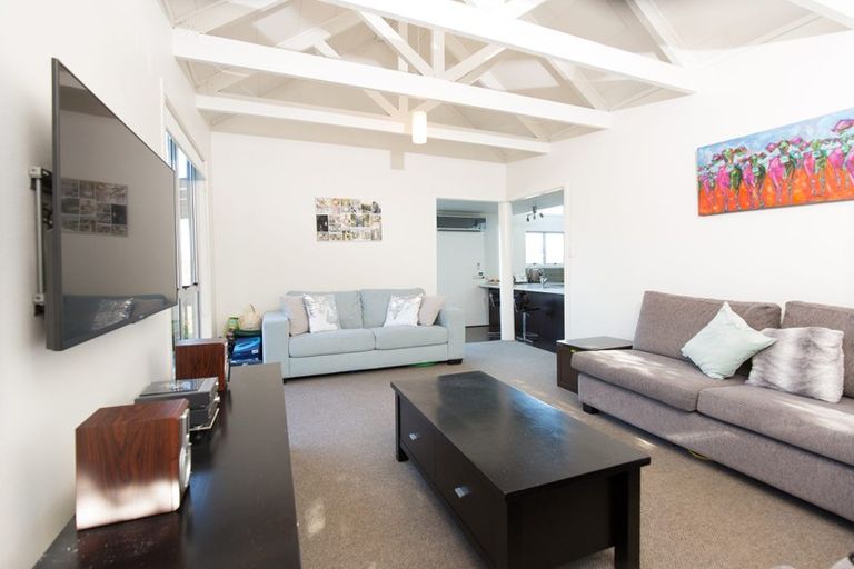 Photo of property in 107 Lake Crescent, Hamilton Lake, Hamilton, 3204