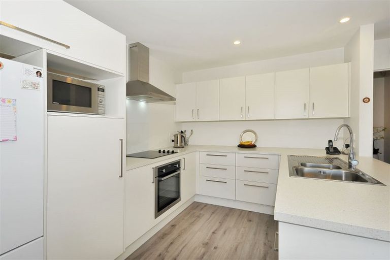 Photo of property in 2a Kamahi Place, Bishopdale, Christchurch, 8051