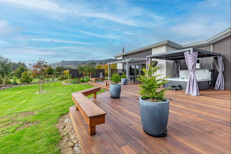 Photo of property in 134 Gladstone Road, Levin, 5571