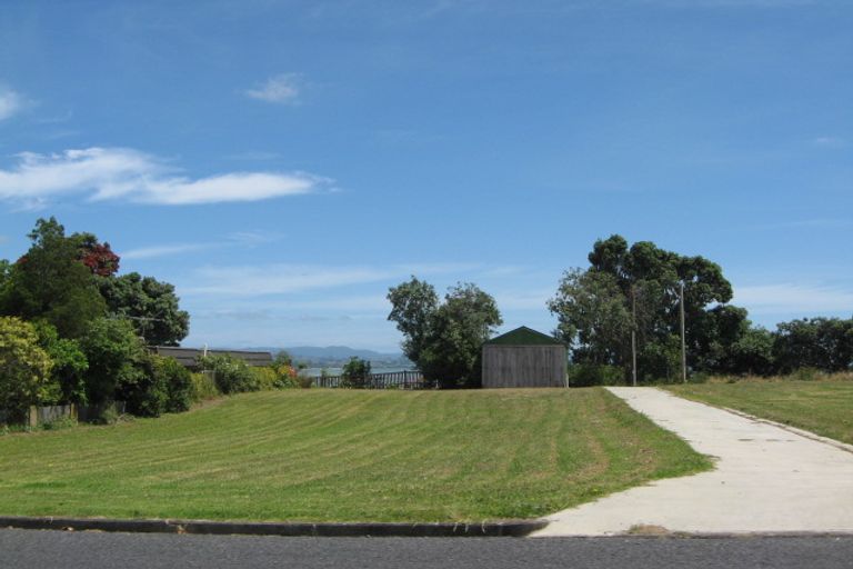 Photo of property in 71 Torkar Road, Clarks Beach, 2122