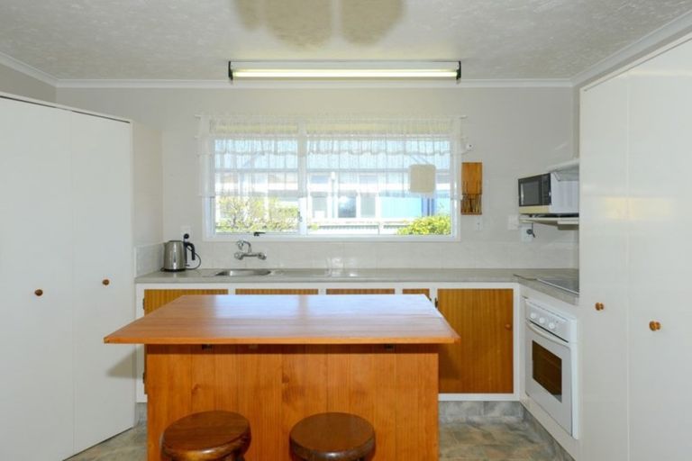 Photo of property in 23 Cradock Street, South New Brighton, Christchurch, 8062