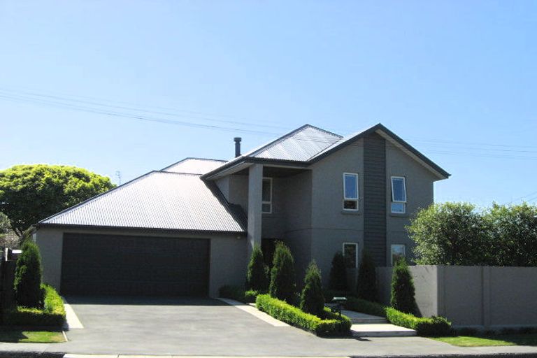 Photo of property in 7 Gleneagles Terrace, Ilam, Christchurch, 8053