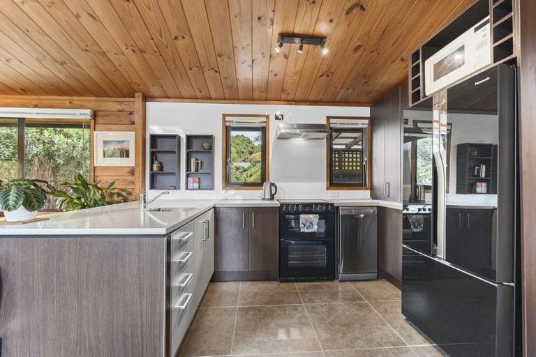 Photo of property in 5 Elizabeth Place, Ferndale, New Plymouth, 4310