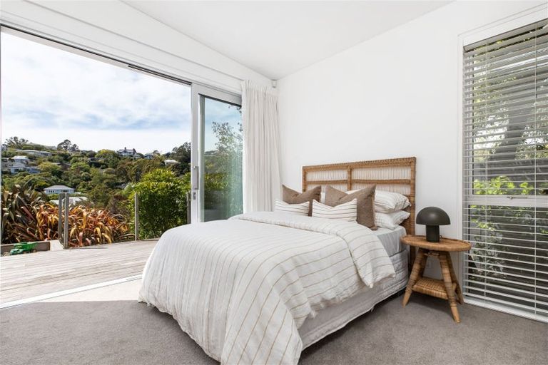 Photo of property in 39 Hackthorne Road, Cashmere, Christchurch, 8022