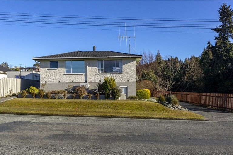 Photo of property in 54 Peel Street, Geraldine, 7930