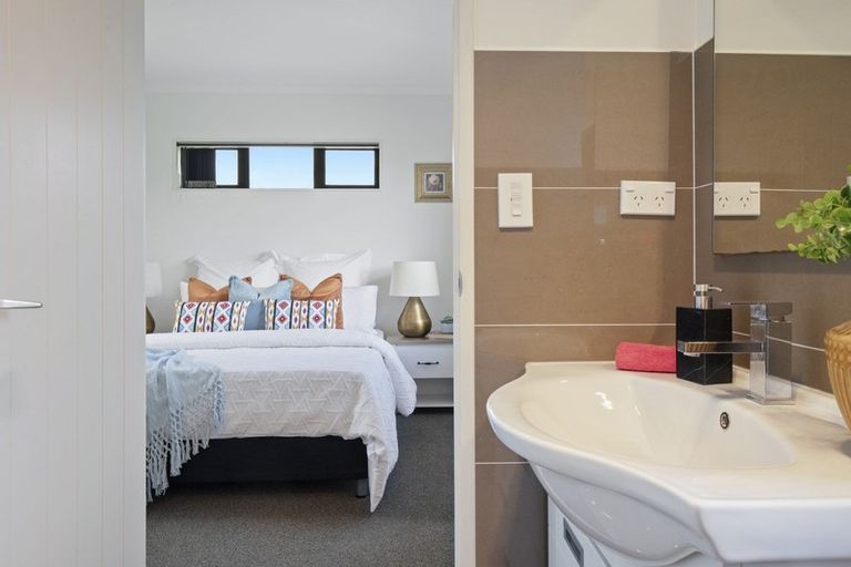 Photo of property in 24a Harrisville Road, Tuakau, 2121