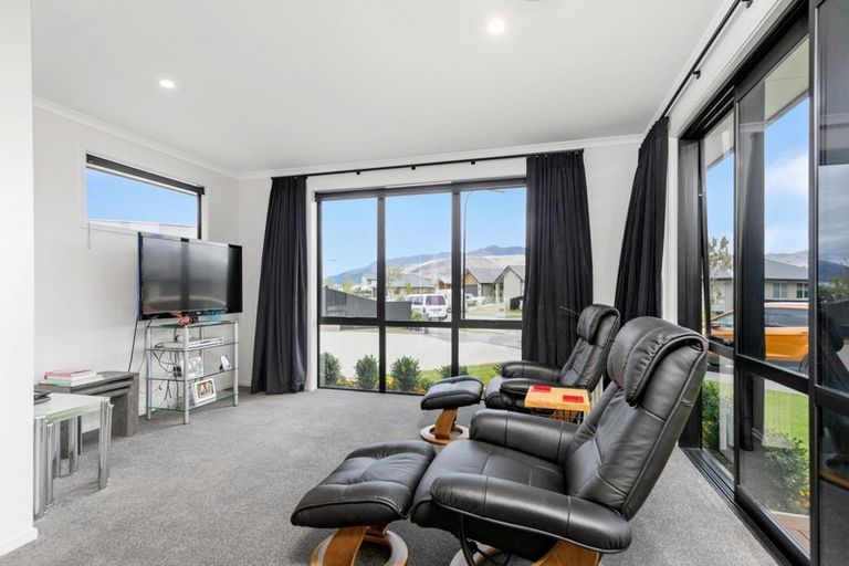Photo of property in 70 Risinghurst Terrace, Lower Shotover, Queenstown, 9304