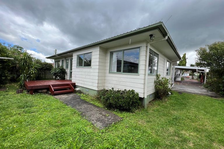 Photo of property in 3 Poinsettia Place, Henderson, Auckland, 0610