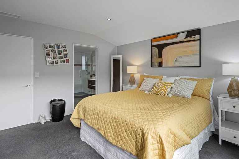 Photo of property in 297 Eastern Terrace, Sydenham, Christchurch, 8023