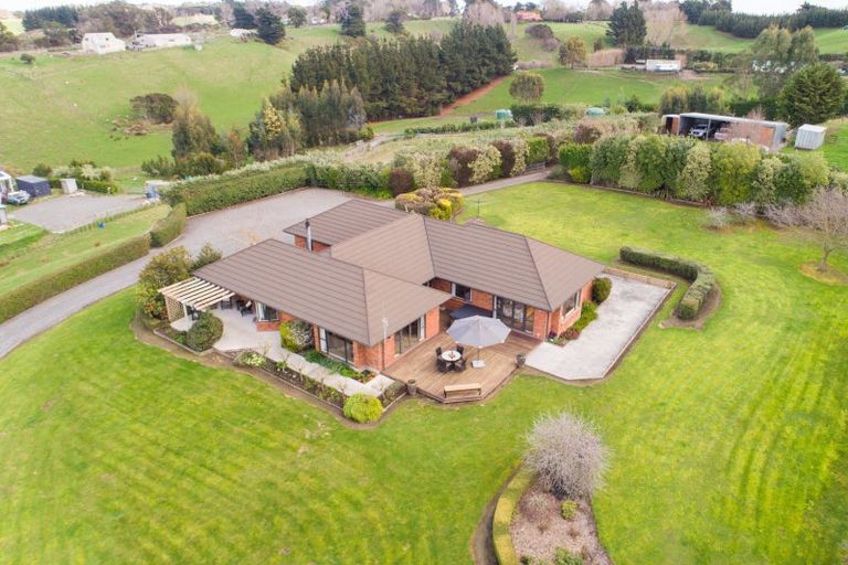 Photo of property in 91 Kimber Street, Halcombe, Feilding, 4779