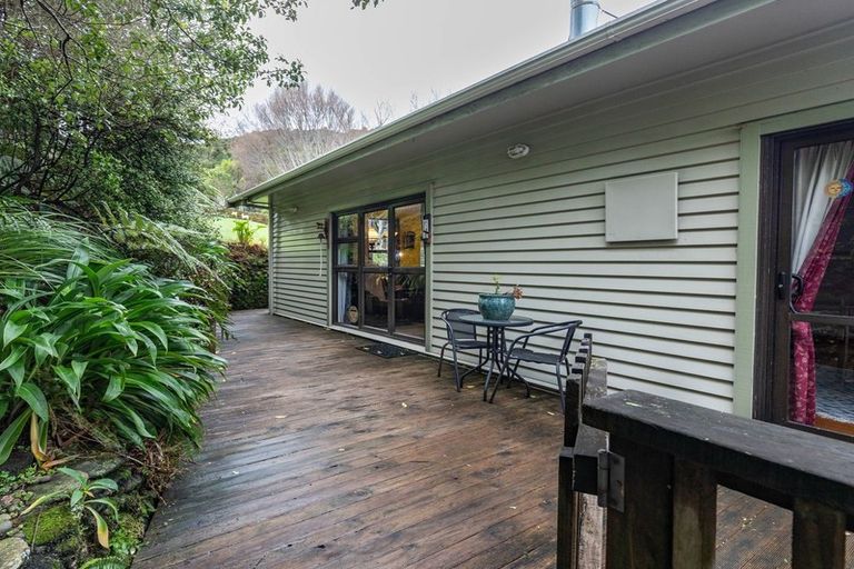 Photo of property in 13 Ashmore Avenue, Cobden, Greymouth, 7802