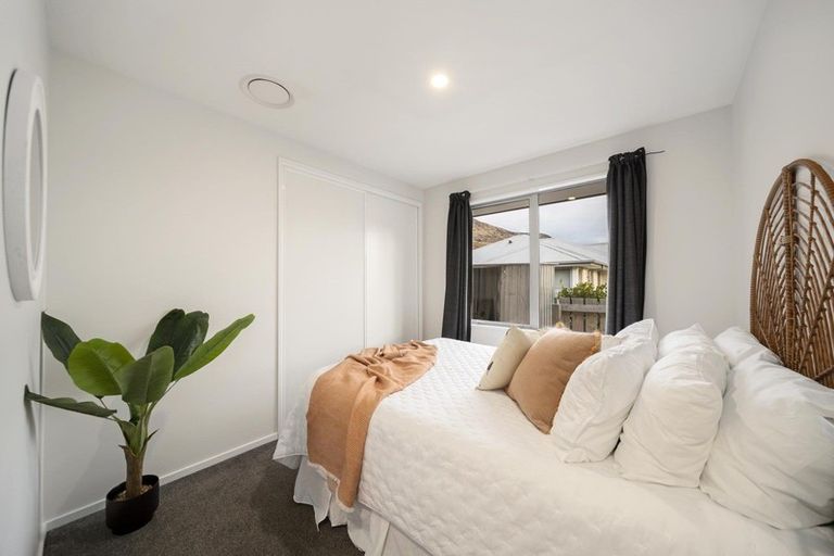 Photo of property in 52 Risinghurst Terrace, Lower Shotover, Queenstown, 9304