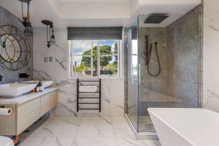 Photo of property in 11 Combes Road, Remuera, Auckland, 1050