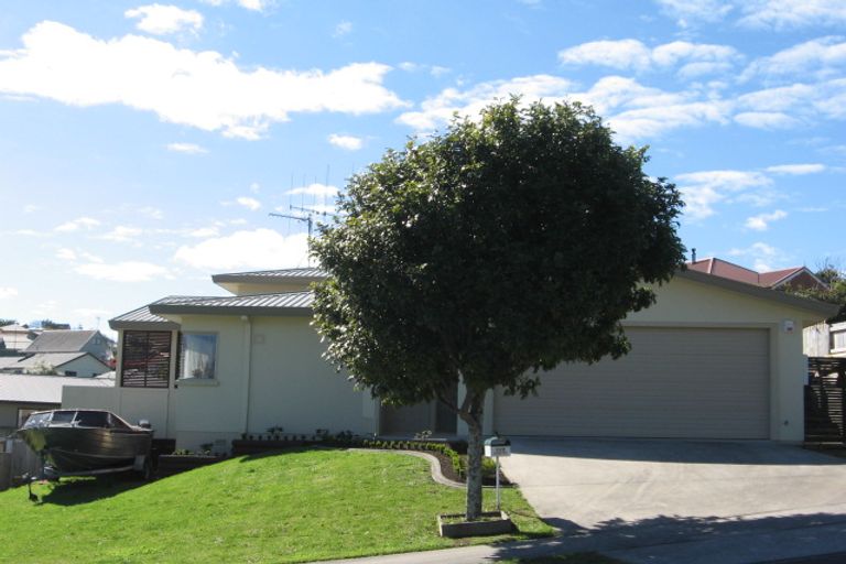 Photo of property in 107 Meander Drive, Welcome Bay, Tauranga, 3112