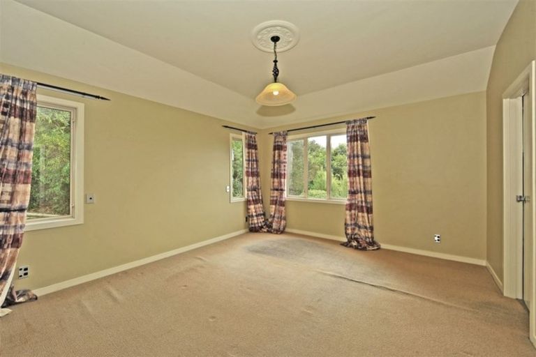 Photo of property in 16 Basil Place, Mount Pleasant, Christchurch, 8081