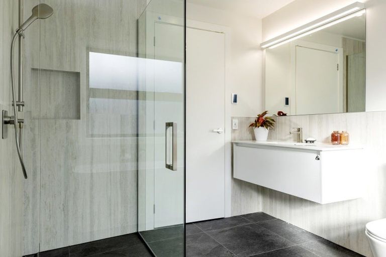 Photo of property in 41 Maunganamu Drive, Wharewaka, Taupo, 3330