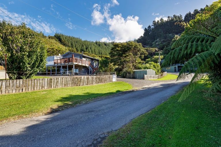 Photo of property in 2 Hakahaka Road, Port Underwood, Picton, 7281