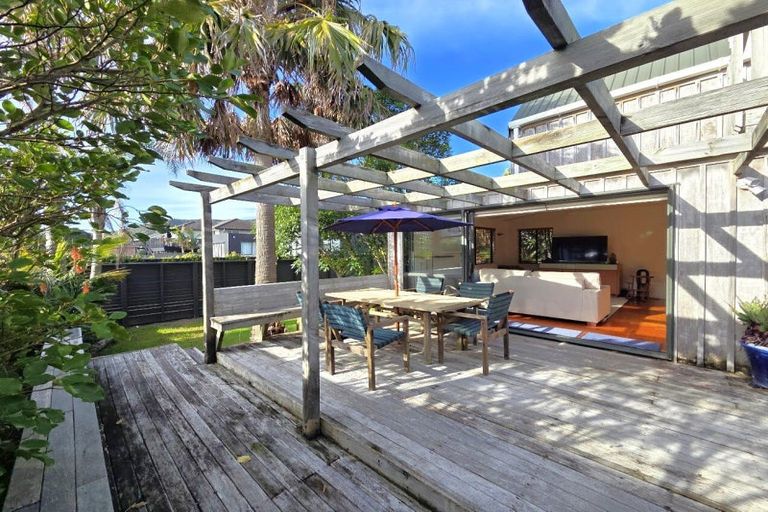 Photo of property in 328b Kenwood Drive, Matarangi, Whitianga, 3592