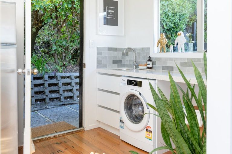 Photo of property in 6 Stormont Place, Kingston, Wellington, 6021