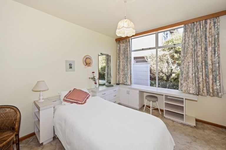 Photo of property in 24 Guinness Crescent, Ilam, Christchurch, 8041