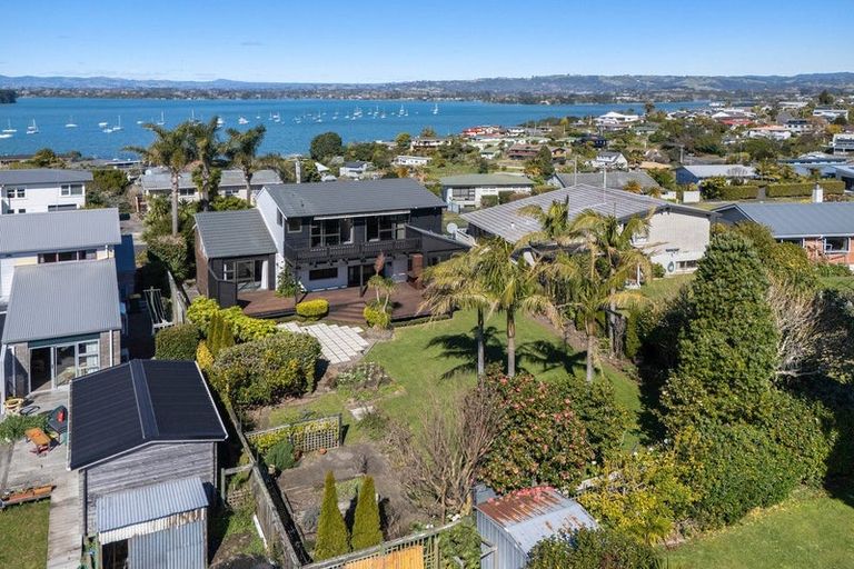Photo of property in 32 Vivian Drive, Omokoroa, 3114