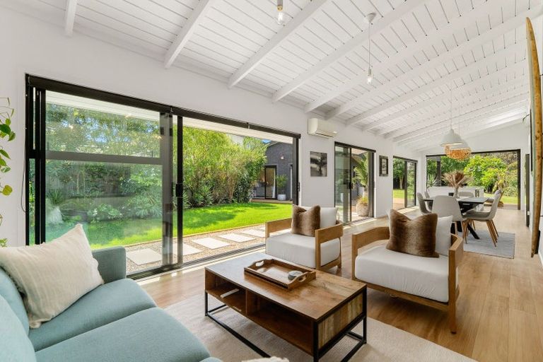 Photo of property in 53 Dickson Road, Papamoa Beach, Papamoa, 3118