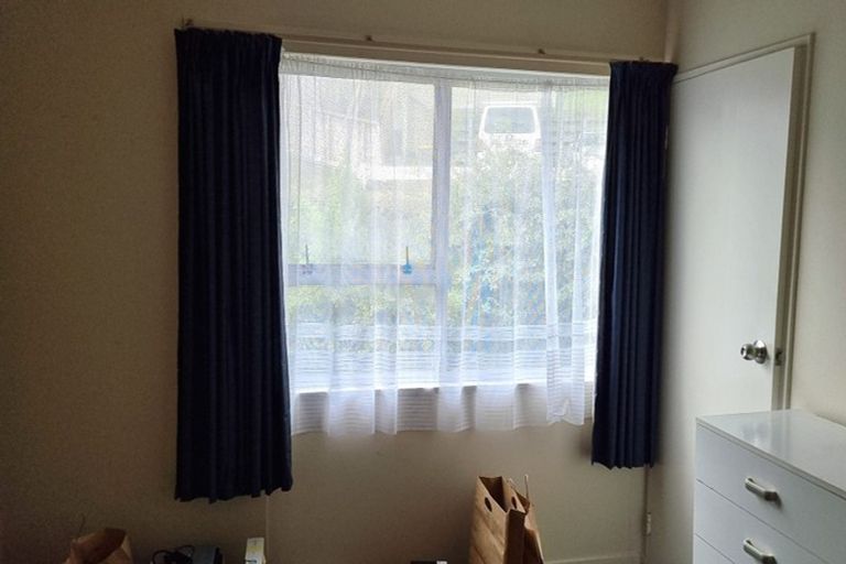 Photo of property in 6 Redwood Avenue, Tawa, Wellington, 5028