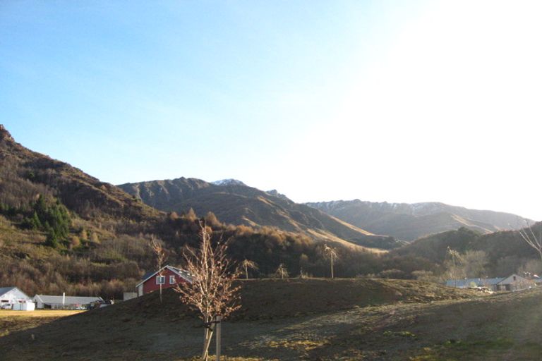 Photo of property in Butel Park, 16 Essex Avenue, Arrowtown, 9302