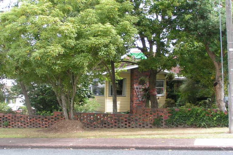 Photo of property in 62 Becroft Drive, Forrest Hill, Auckland, 0620