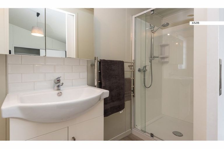 Photo of property in 652c Barbadoes Street, Edgeware, Christchurch, 8013