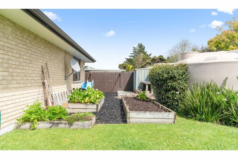 Photo of property in 50 Kedge Drive, Mangawhai, 0505