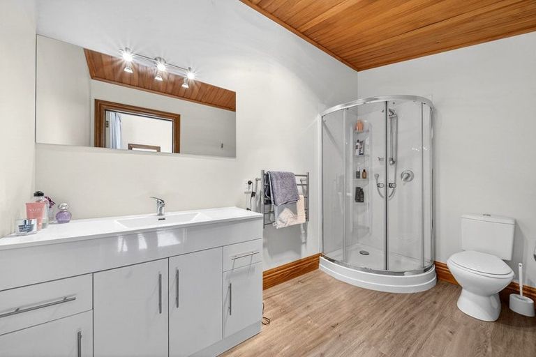 Photo of property in 23a Hupenui Road, Ahikouka, Greytown, 5794