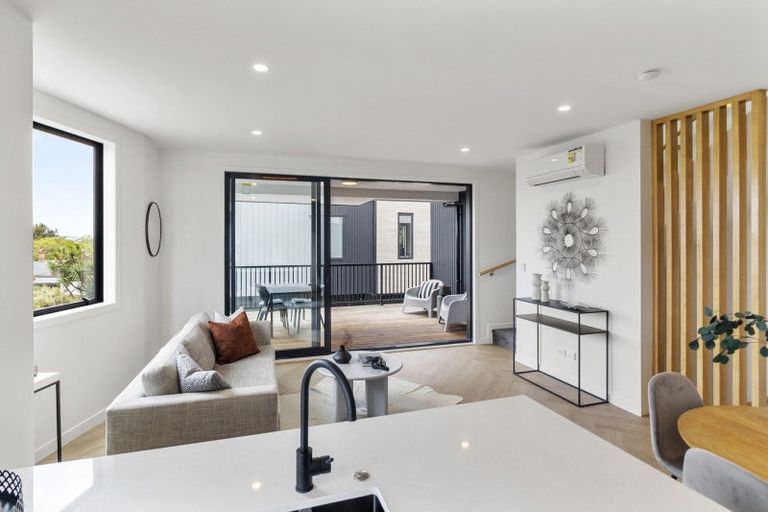 Photo of property in 11/8 Bennett Road, Pakuranga, Auckland, 2010