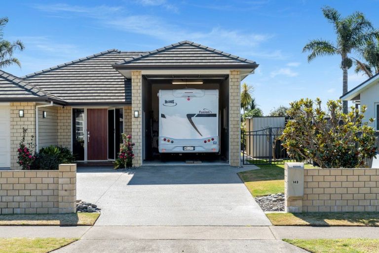 Photo of property in 143 Oriental Parade, Papamoa Beach, Papamoa, 3118