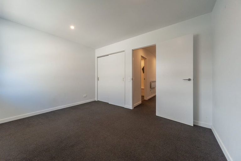 Photo of property in 2/24 Princess Terrace, Newtown, Wellington, 6021