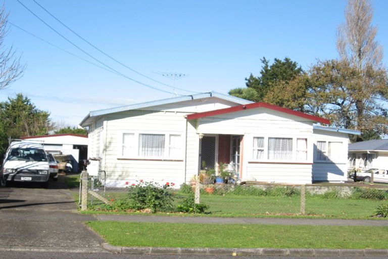 Photo of property in 26 Halsey Road, Manurewa, Auckland, 2102